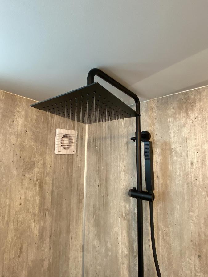 Andalsnes Underground Flat Apartment ภายนอก รูปภาพ